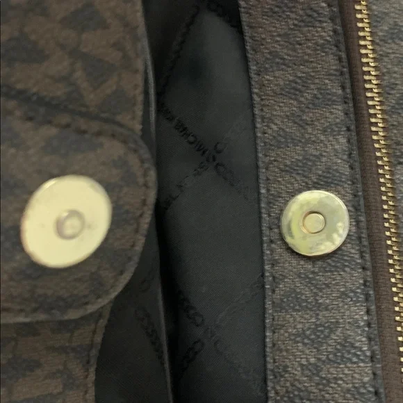 Michael Kors Austin Large Pebbled Leather Satchel - Picture 11 of 15